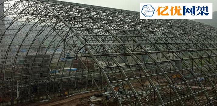 天门干煤棚网架工程